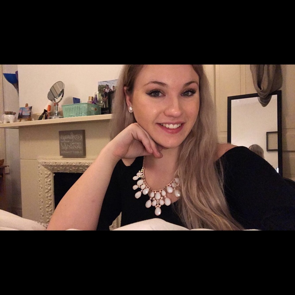 Meet your Posher, Mandy